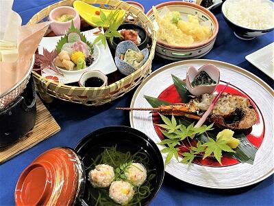 画像：伊勢海老の鬼殻焼き付会席